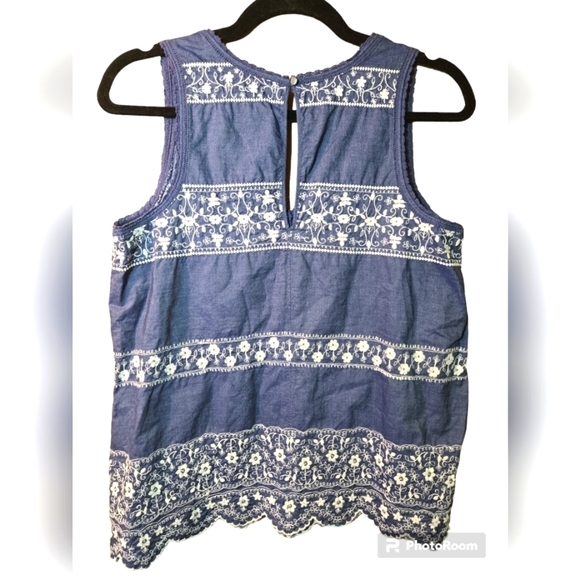 Lands End Canvas Embroidered Floral Top Size 10 - Picture 6 of 7